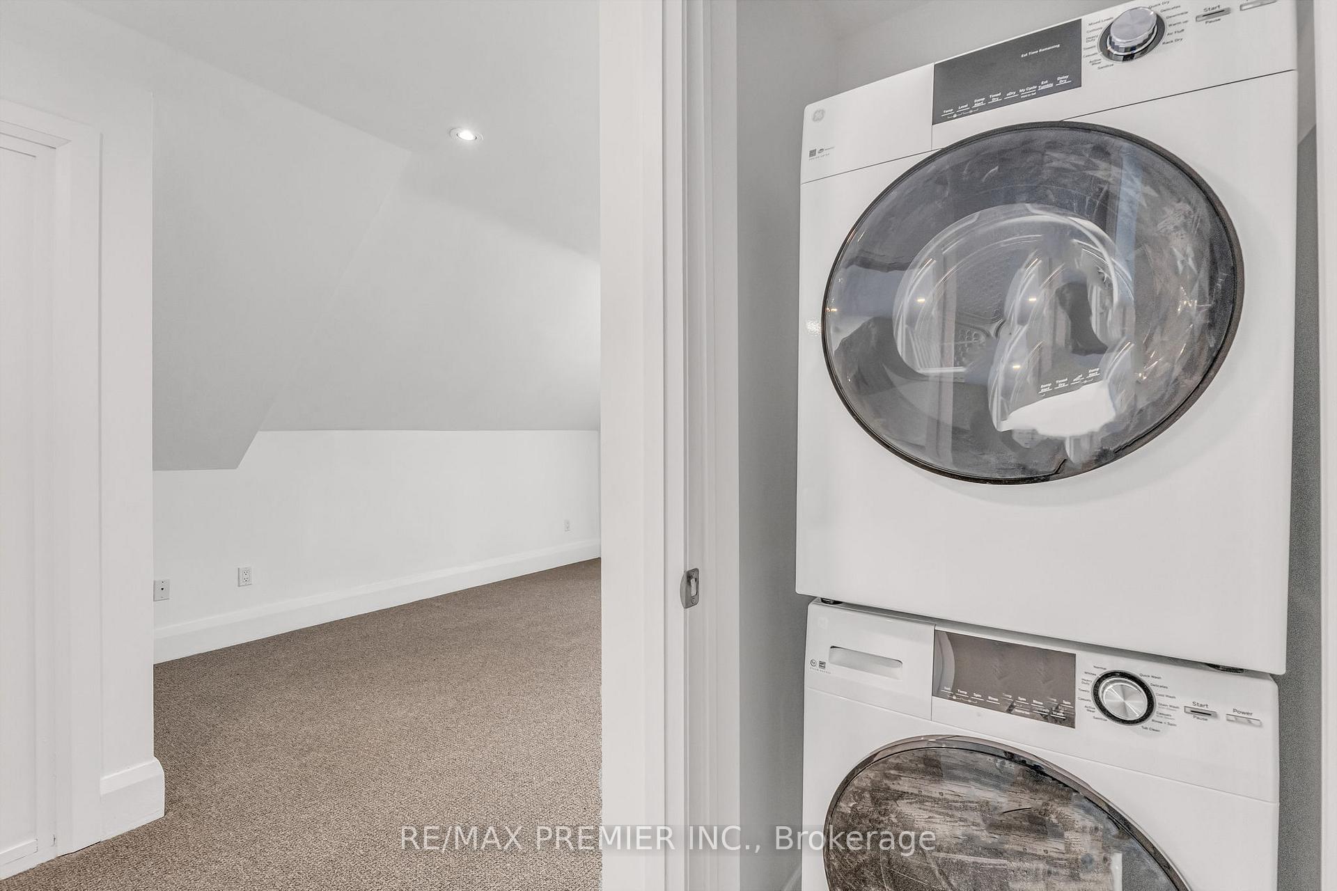 Photo 21 of Unit 3rd Floor, 5 Killarney Road, Toronto, Forest Hill South — HOMEH
