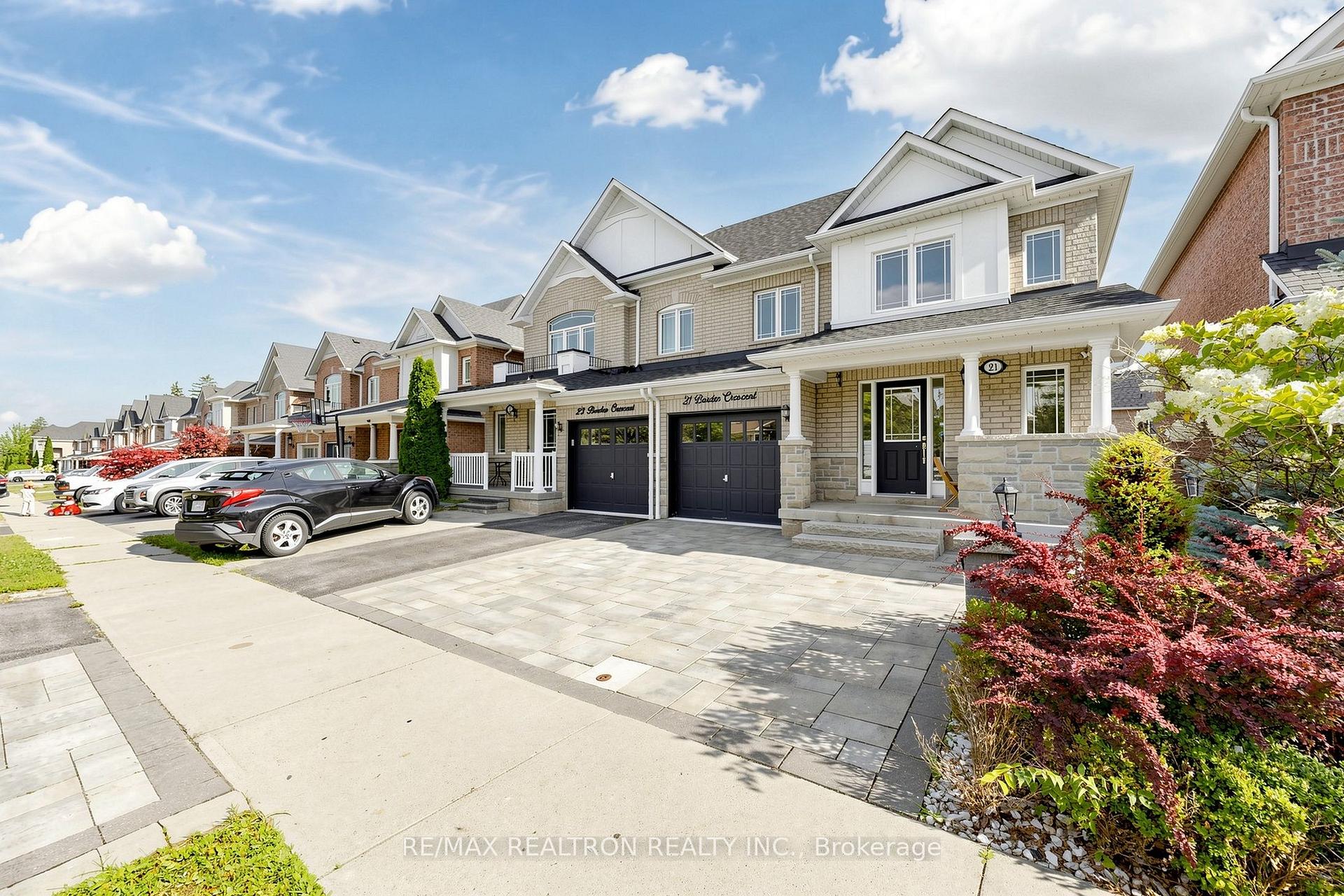 Photo 3 of 21 Barden Crescent, Ajax, Northeast Ajax — HOMEH