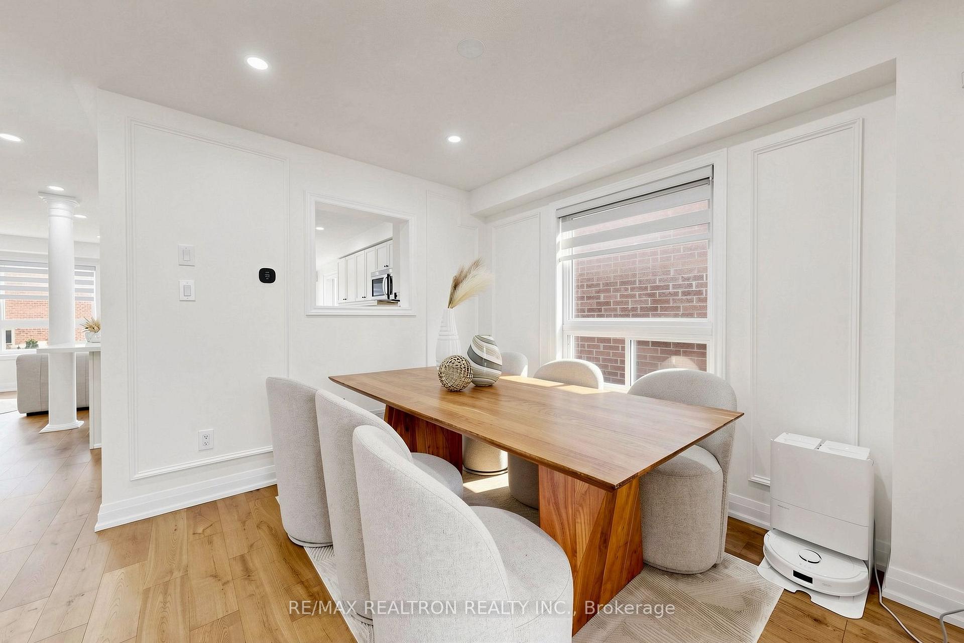 Photo 8 of 21 Barden Crescent, Ajax, Northeast Ajax — HOMEH