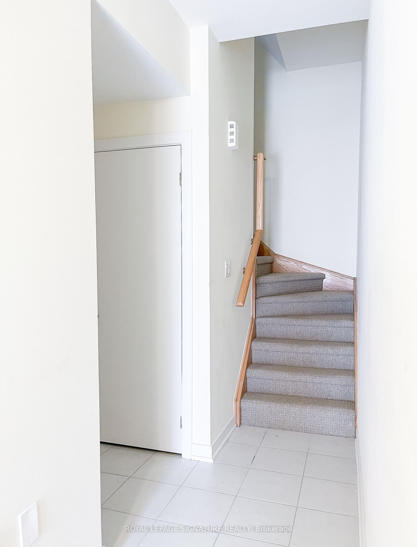 Photo 4 of Unit 99, 590 North Service Road E, Hamilton, Lakeshore — HOMEH