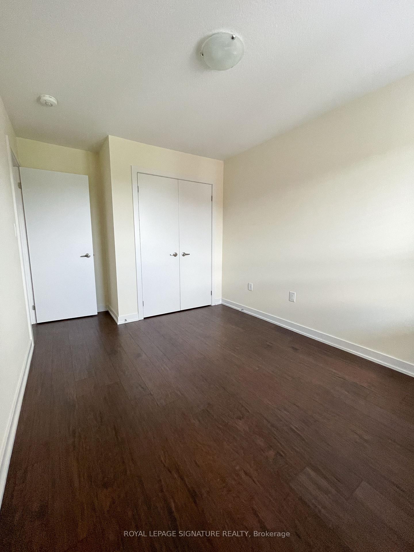 Photo 16 of Unit 99, 590 North Service Road E, Hamilton, Lakeshore — HOMEH