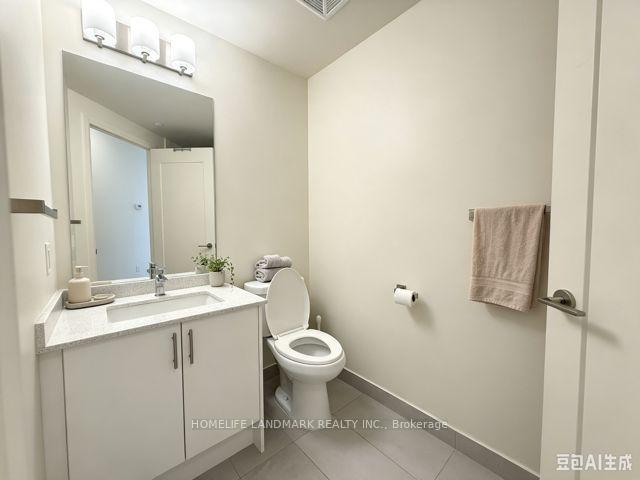 Photo 13 of Unit 424, 9000 Jane Street, Vaughan, Concord — HOMEH