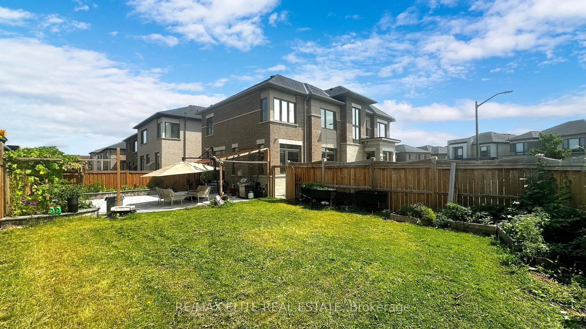 Photo 35 of 18 Marcel Brunelle Drive, Whitby, Rural Whitby — HOMEH