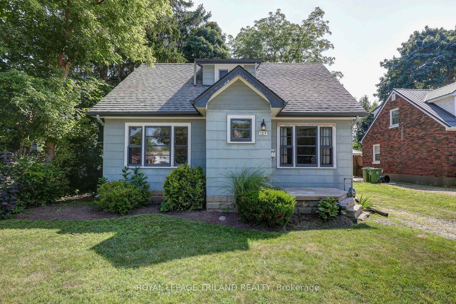 Photo 1 of 127 Hughes Street, St. Thomas — HOMEH