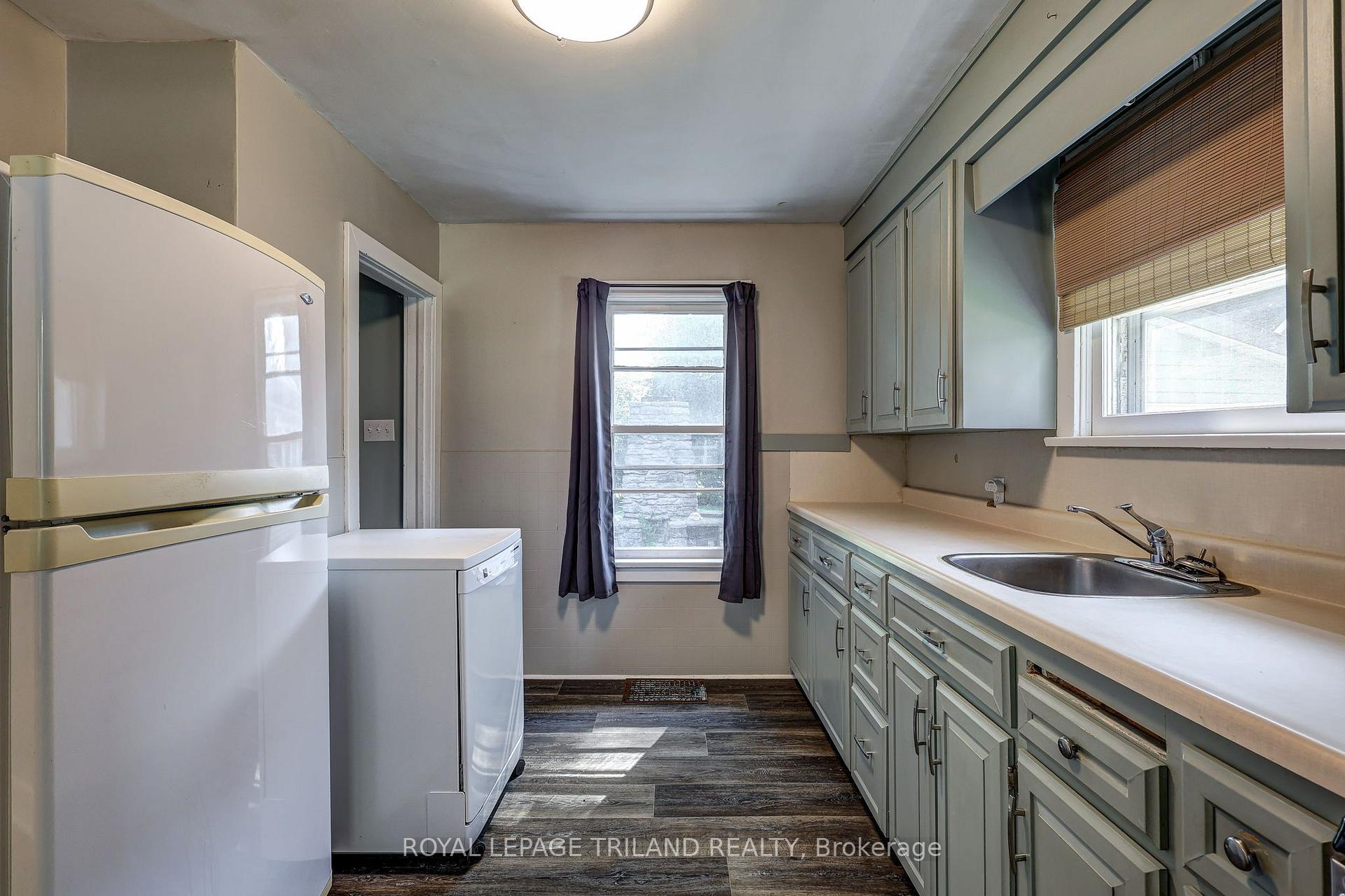 Photo 19 of 127 Hughes Street, St. Thomas — HOMEH