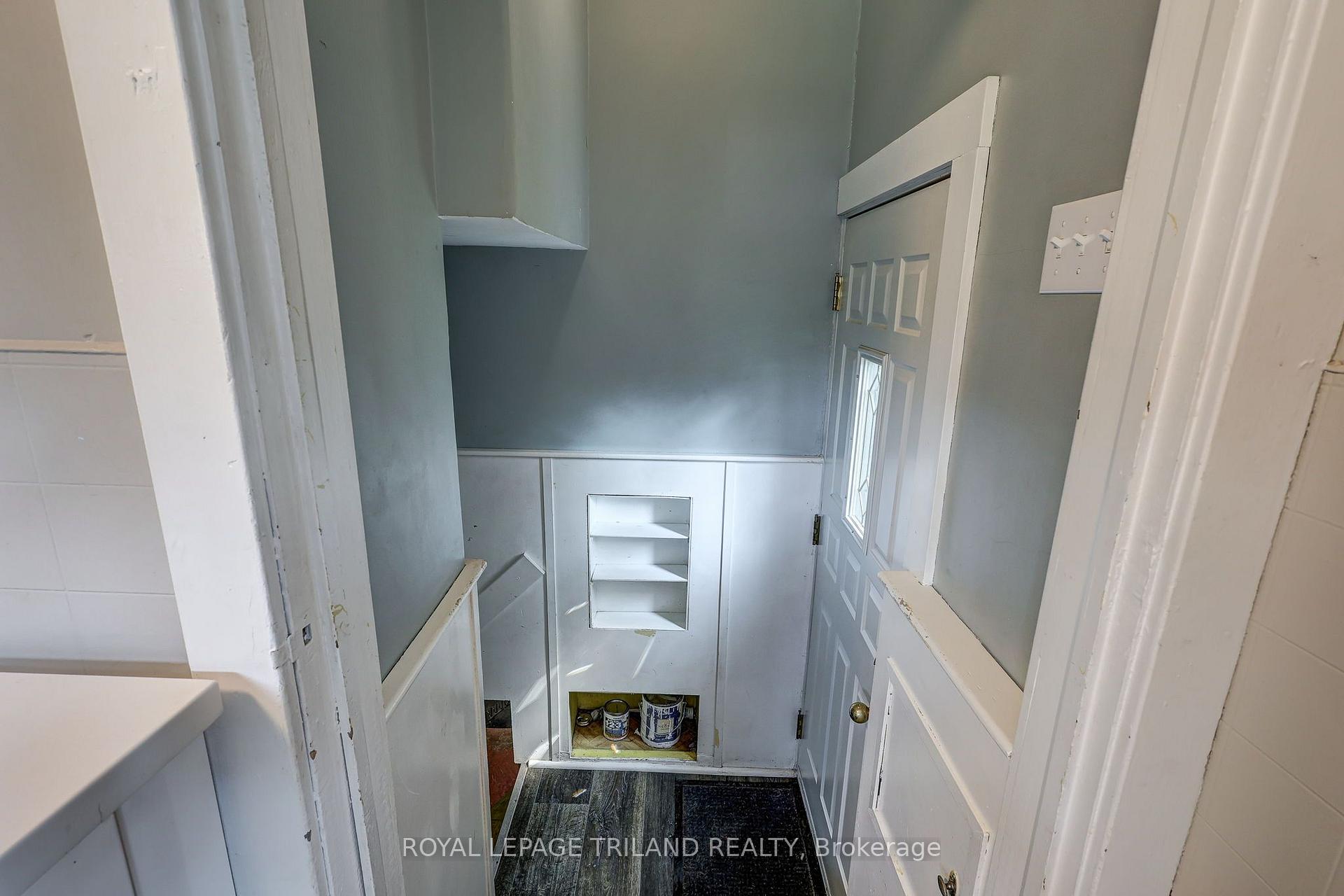 Photo 23 of 127 Hughes Street, St. Thomas — HOMEH