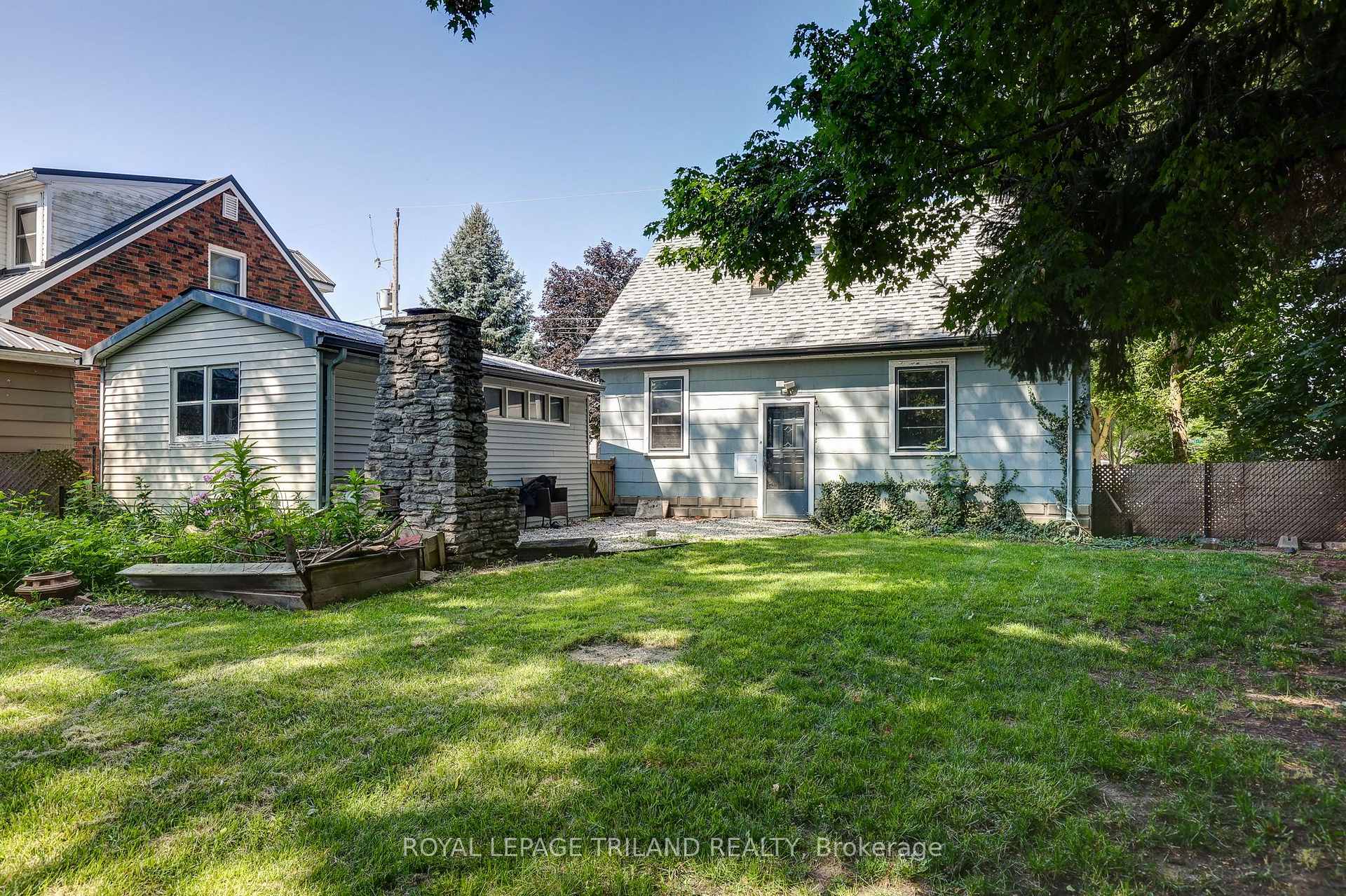 Photo 40 of 127 Hughes Street, St. Thomas — HOMEH