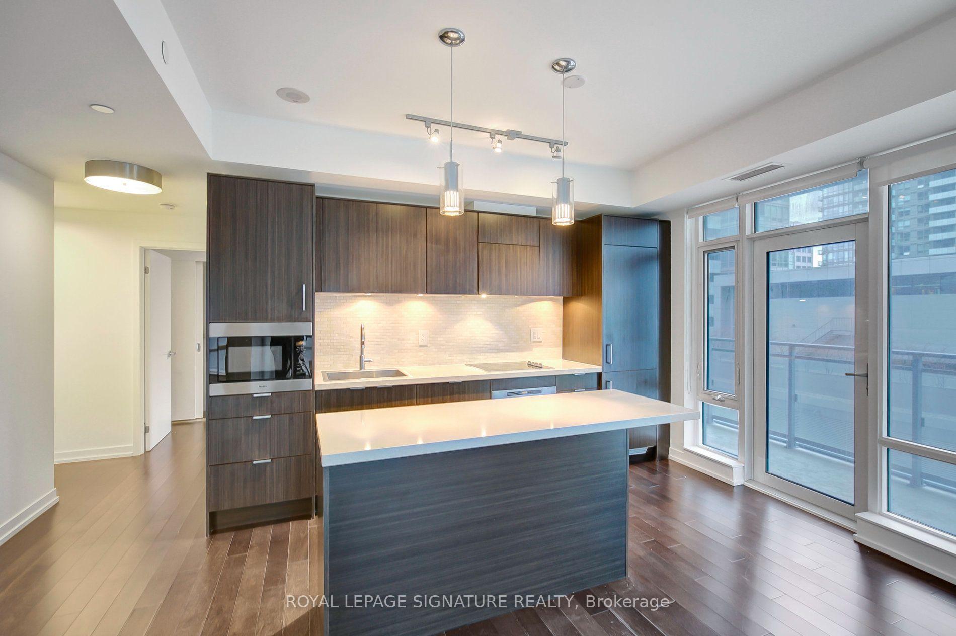 Photo 9 of Unit 1111, 21 Widmer Street, Toronto, Waterfront Communities — HOMEH