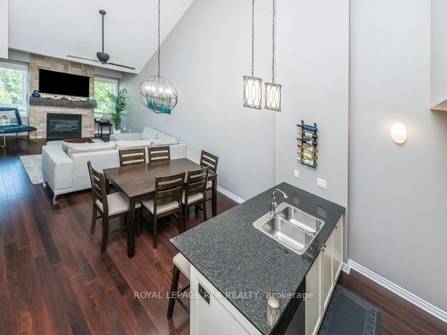 Photo 8 of Unit 302, 3 Brandy Lane Drive, Collingwood — HOMEH