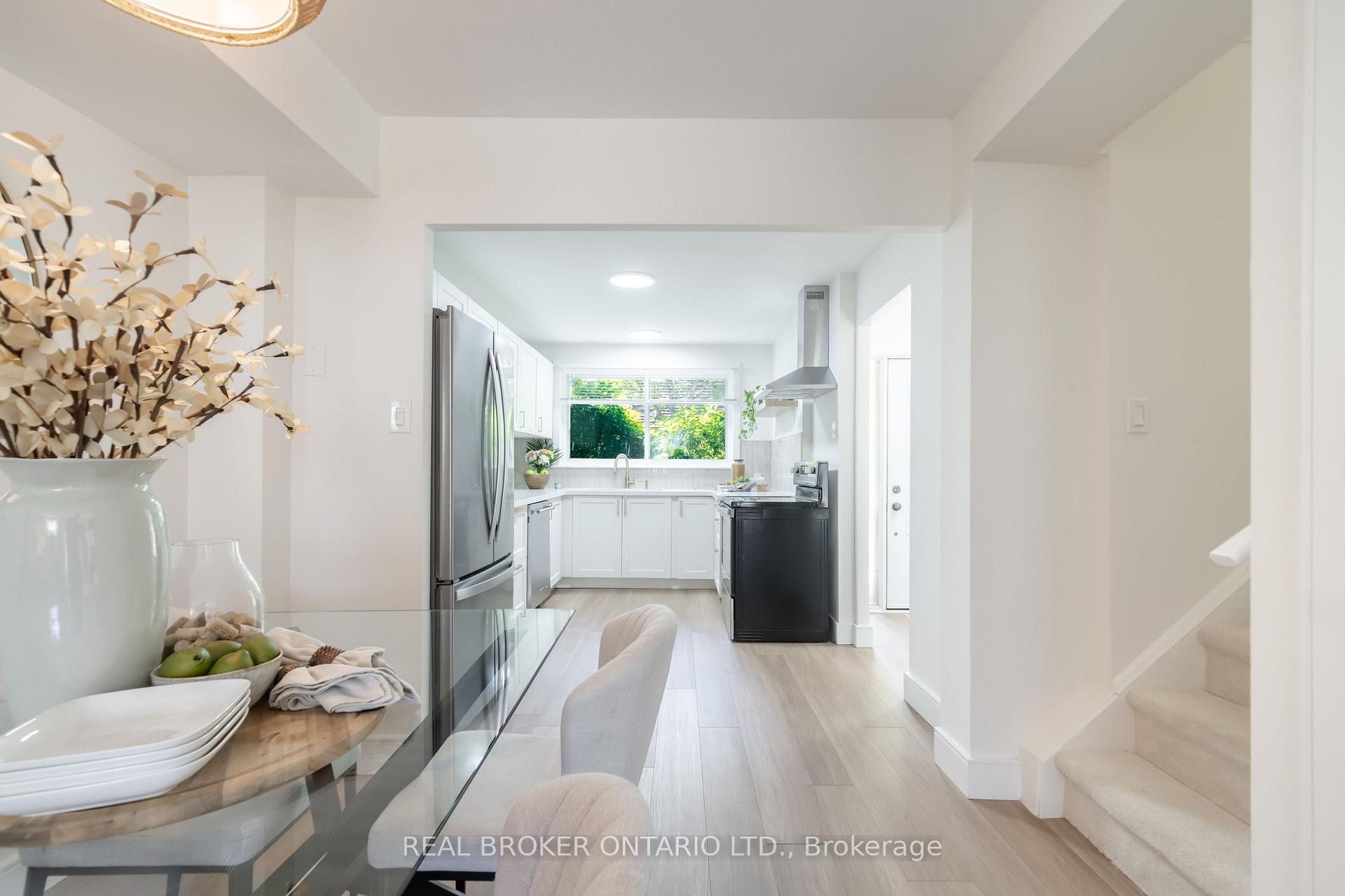 Photo 9 of Unit 1, 684 Dynes Road, Burlington, Roseland — HOMEH
