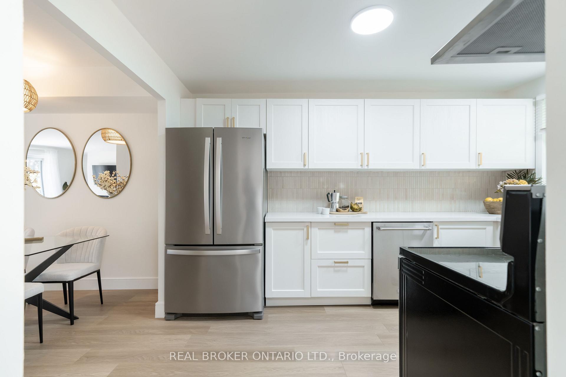 Photo 11 of Unit 1, 684 Dynes Road, Burlington, Roseland — HOMEH