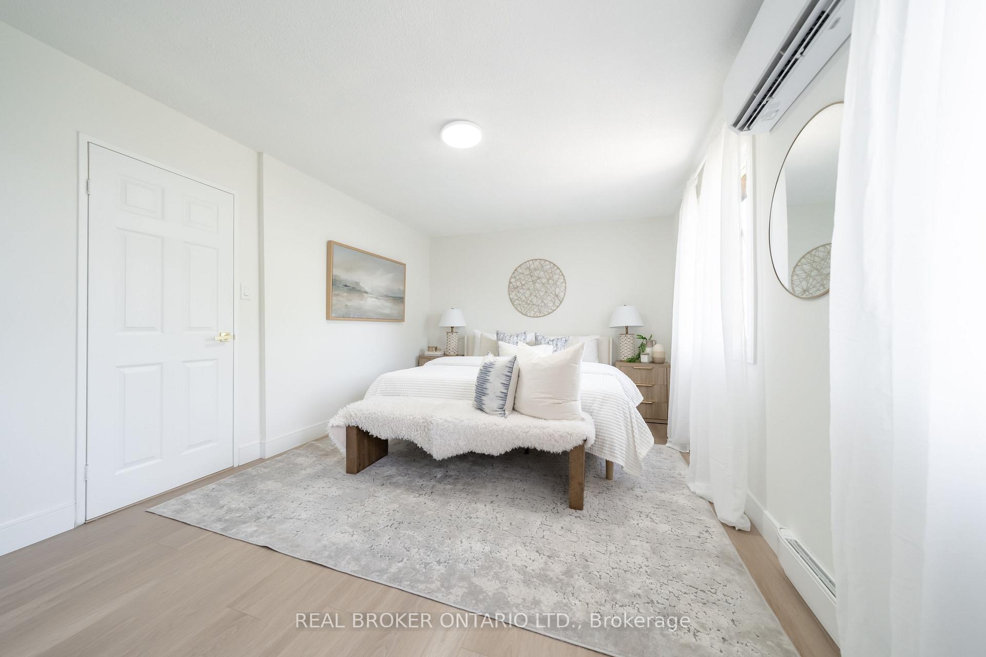 Photo 14 of Unit 1, 684 Dynes Road, Burlington, Roseland — HOMEH