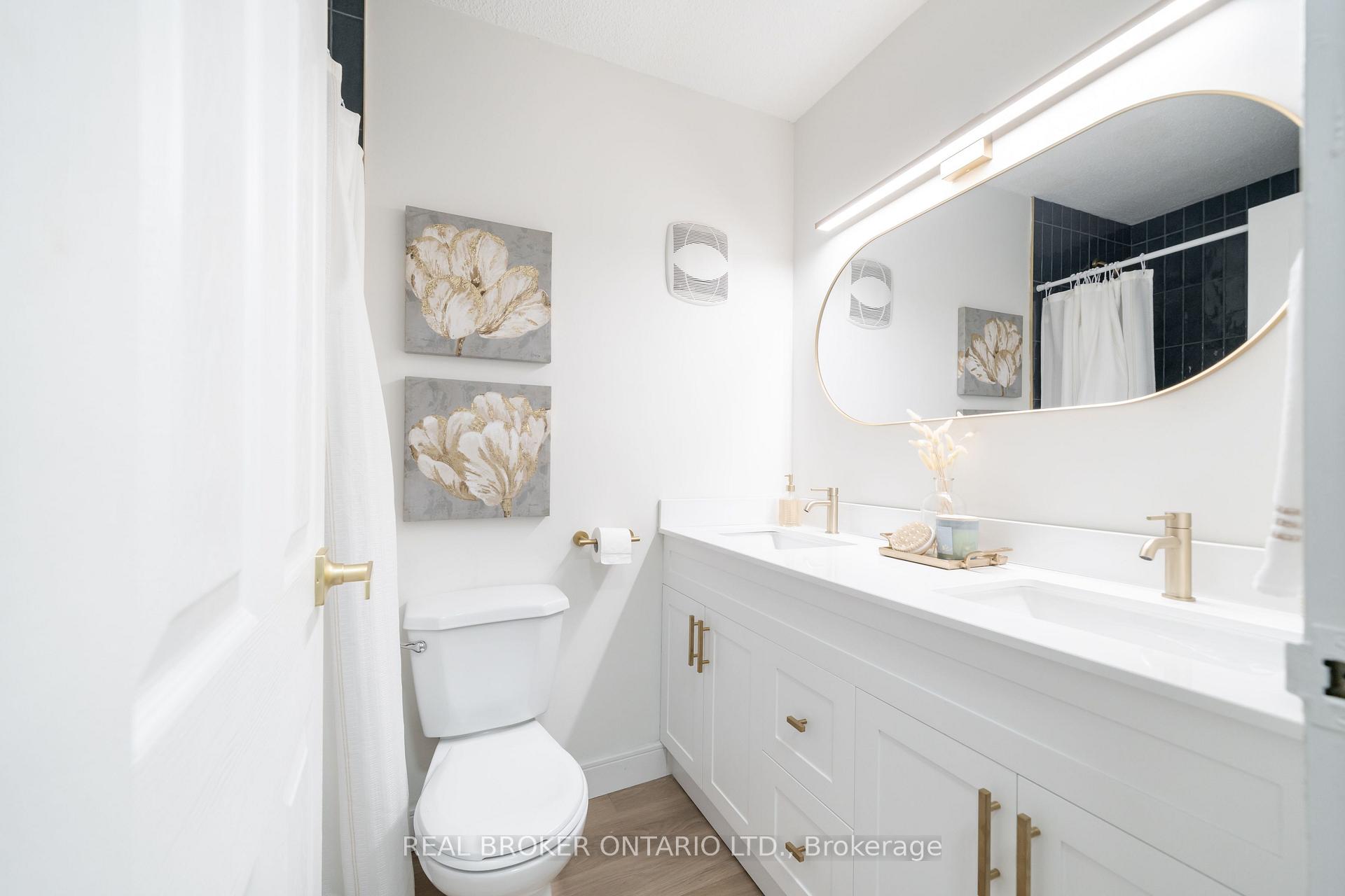 Photo 16 of Unit 1, 684 Dynes Road, Burlington, Roseland — HOMEH