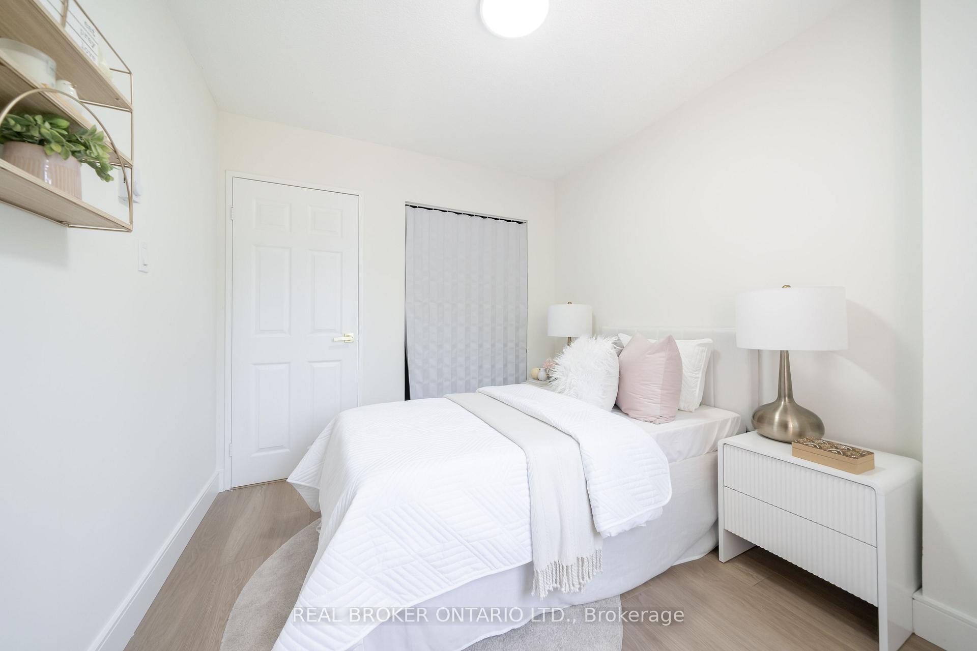 Photo 20 of Unit 1, 684 Dynes Road, Burlington, Roseland — HOMEH