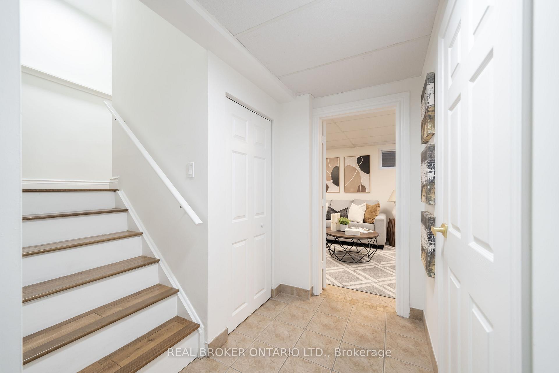 Photo 22 of Unit 1, 684 Dynes Road, Burlington, Roseland — HOMEH
