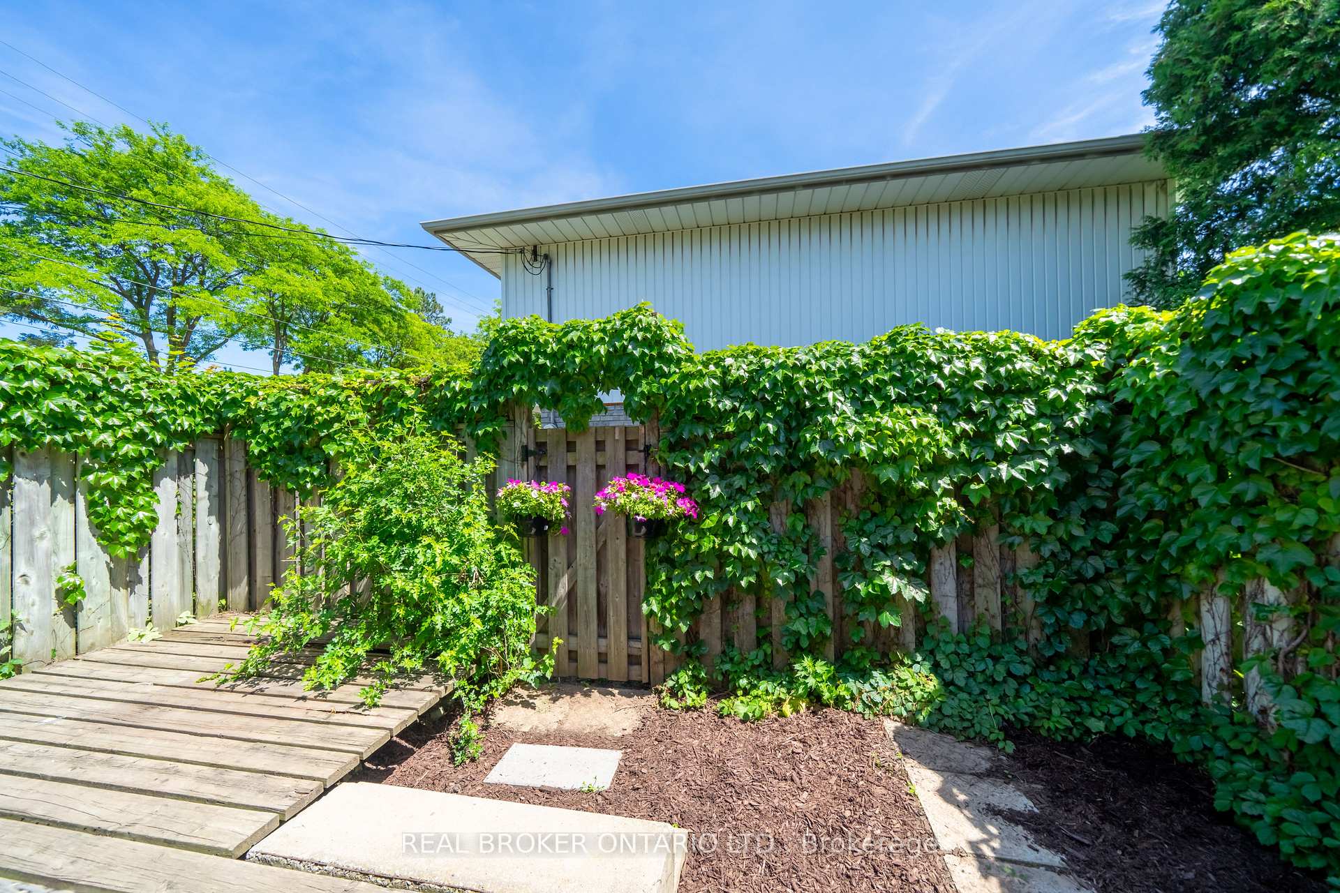 Photo 34 of Unit 1, 684 Dynes Road, Burlington, Roseland — HOMEH