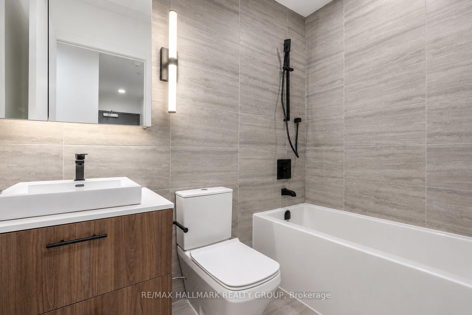 Photo 10 of Unit 713, 10 James Street, Ottawa, Ottawa Centre — HOMEH