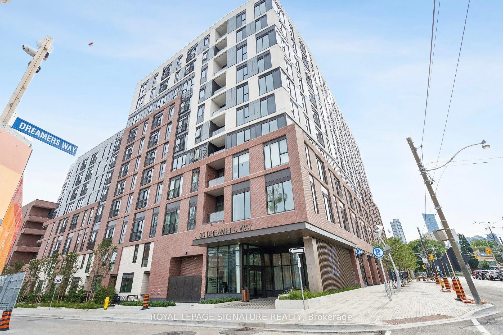 Photo 1 of Unit 822, 30 Dreamers Way, Toronto, Regent Park — HOMEH