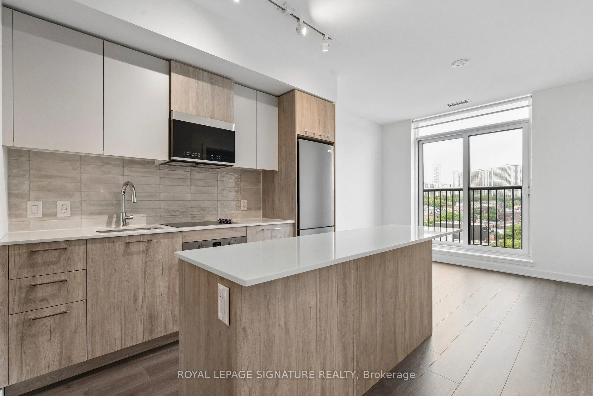 Photo 3 of Unit 822, 30 Dreamers Way, Toronto, Regent Park — HOMEH
