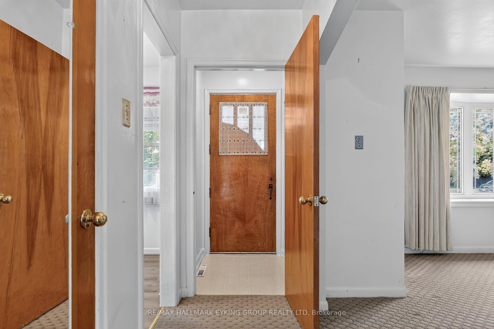 Photo 6 of 1821 Haig Drive, Ottawa, Elmvale Acres — HOMEH
