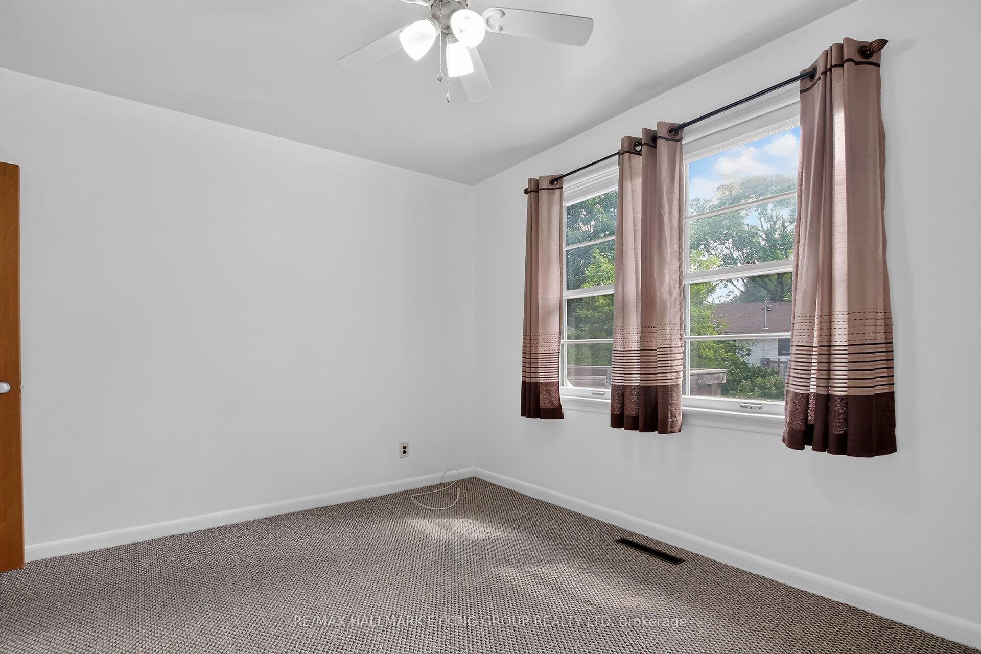 Photo 23 of 1821 Haig Drive, Ottawa, Elmvale Acres — HOMEH