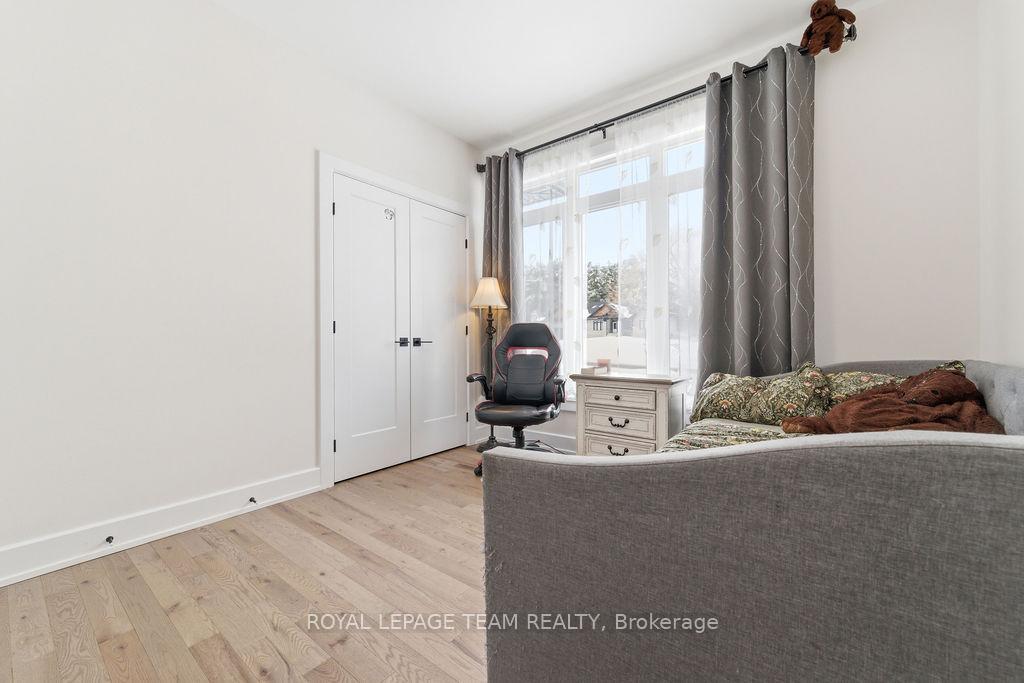 Photo 6 of 80 Raymond Luhta Crescent, McNab/Braeside, Mcnab/Braeside Twps — HOMEH