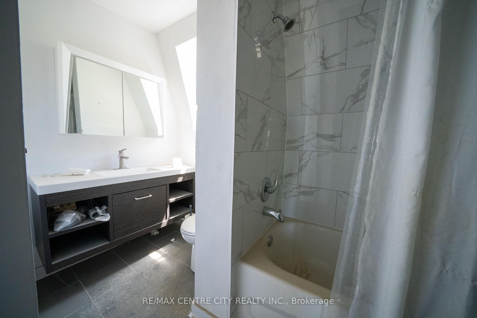 Photo 13 of 240 Maitland Street, Strathroy-Caradoc, NW — HOMEH