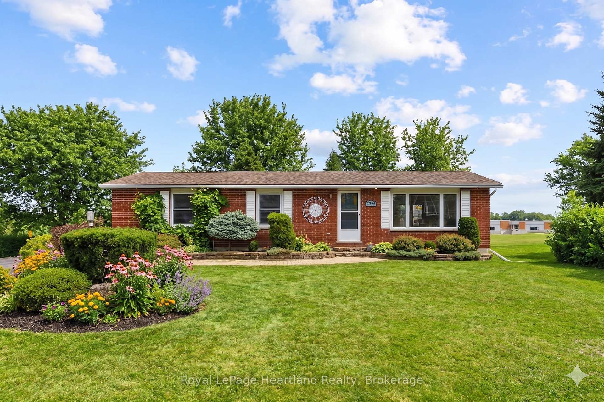 Photo 1 of 284 Manor Road, North Huron, Wingham — HOMEH