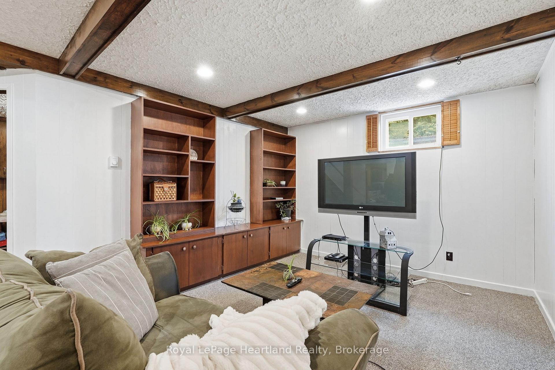Photo 30 of 284 Manor Road, North Huron, Wingham — HOMEH