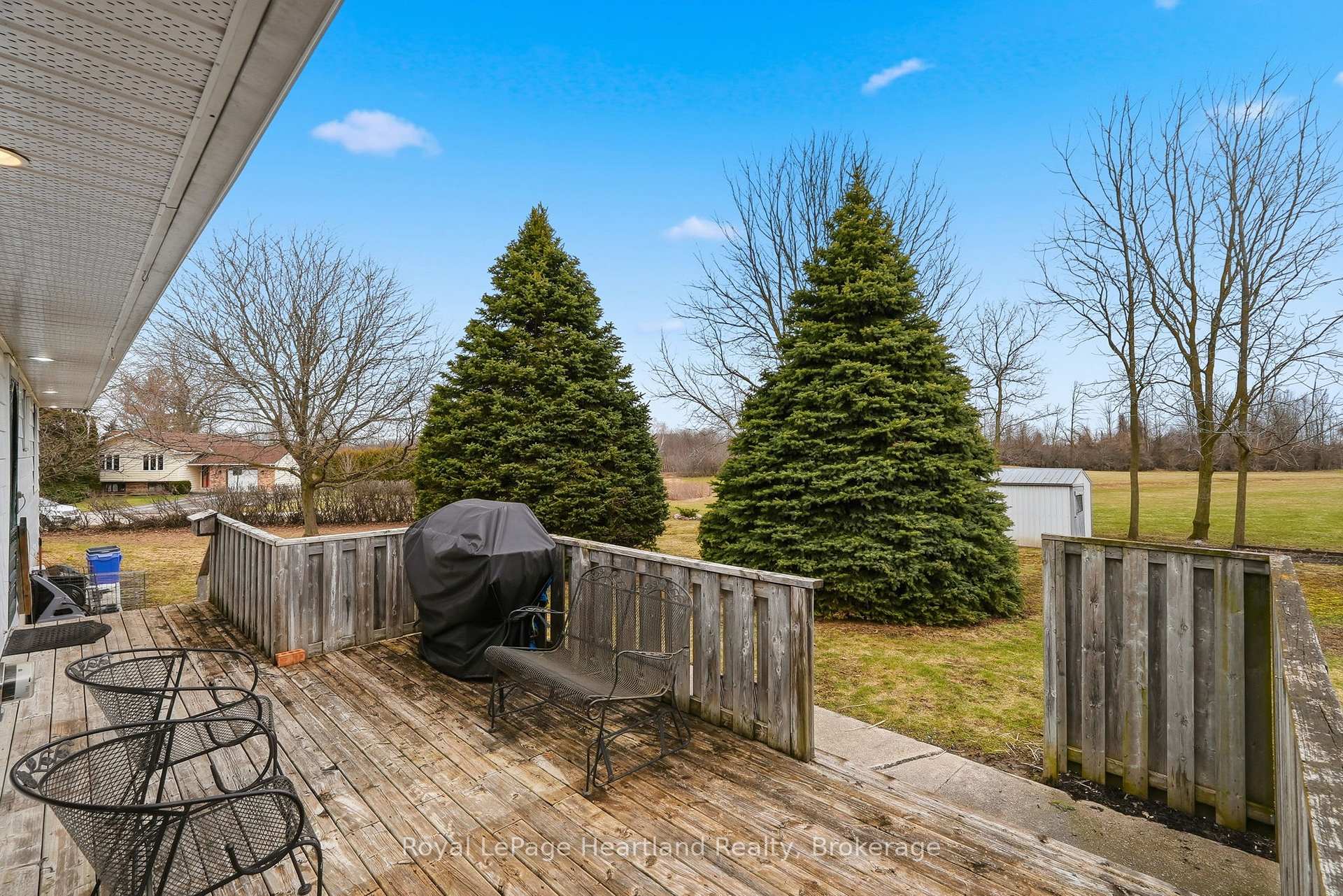 Photo 34 of 284 Manor Road, North Huron, Wingham — HOMEH