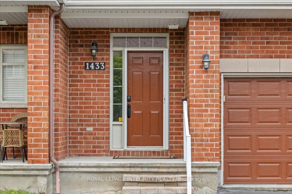 Photo 3 of 1433 Comfrey Crescent, Ottawa, Notting Hill/Summerside — HOMEH