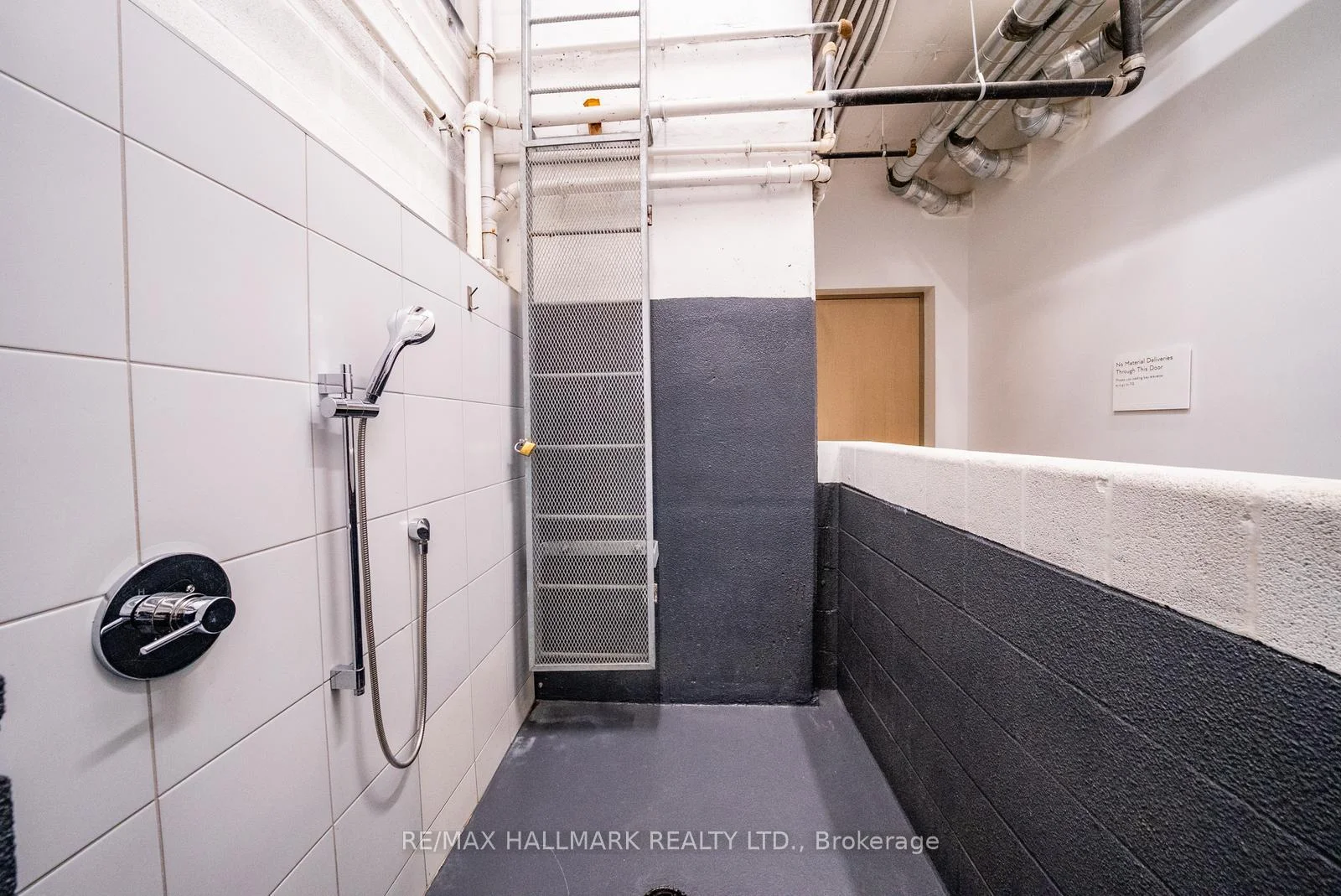 Photo 50 of Unit 301, 118 Merchants' Wharf, Toronto, Waterfront Communities — HOMEH
