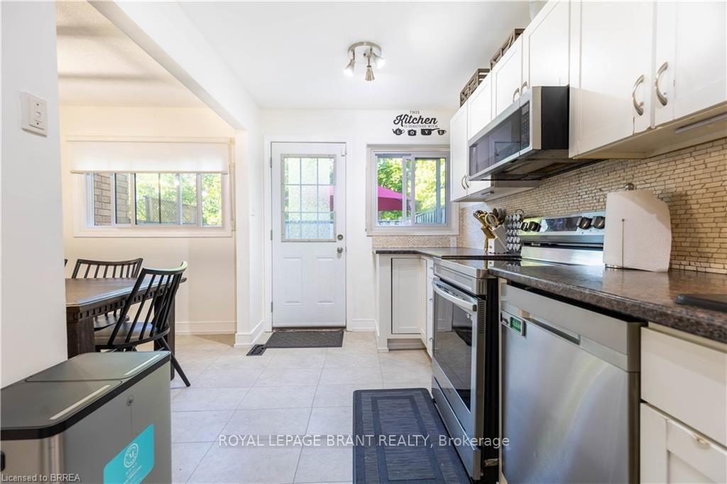 Photo 6 of Unit E5, 500 Stone Church Road W, Hamilton, Gilkson — HOMEH