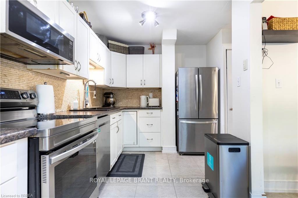 Photo 7 of Unit E5, 500 Stone Church Road W, Hamilton, Gilkson — HOMEH