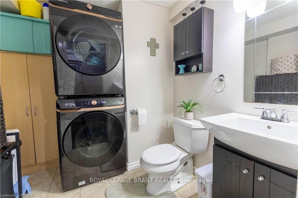 Photo 18 of Unit E5, 500 Stone Church Road W, Hamilton, Gilkson — HOMEH