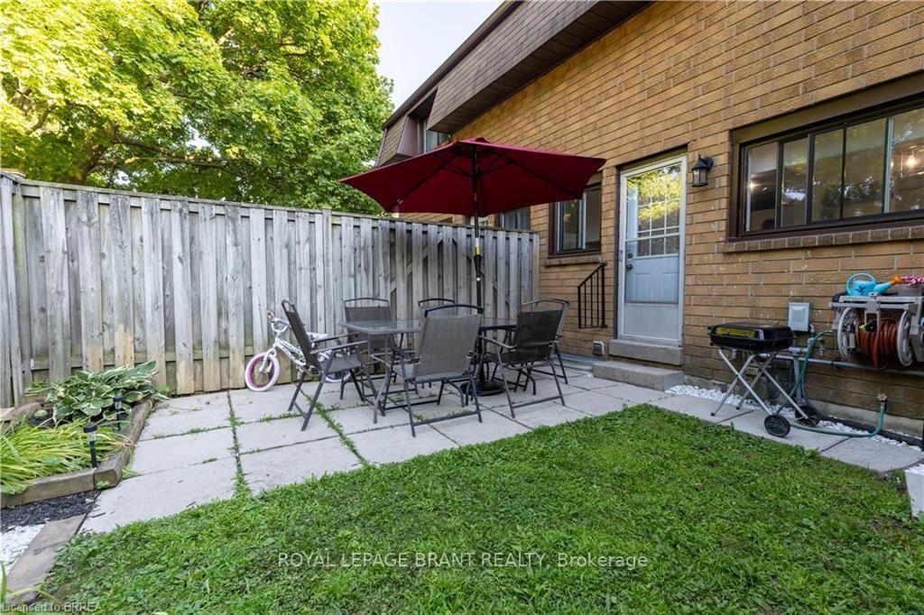 Photo 19 of Unit E5, 500 Stone Church Road W, Hamilton, Gilkson — HOMEH