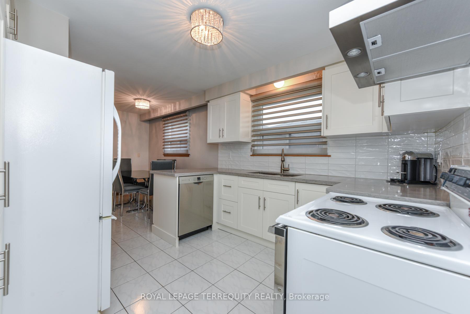 Photo 7 of 94 Melbert Road, Etobicoke, Eringate-Centennial-West Deane — HOMEH