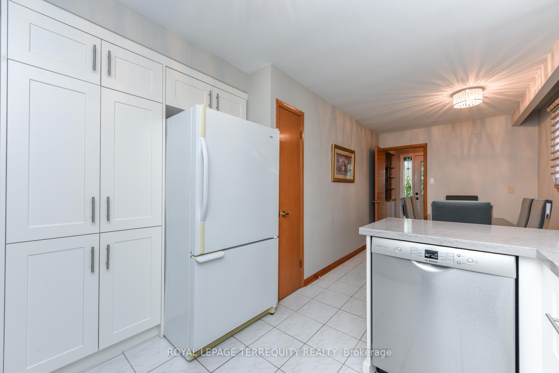Photo 8 of 94 Melbert Road, Etobicoke, Eringate-Centennial-West Deane — HOMEH