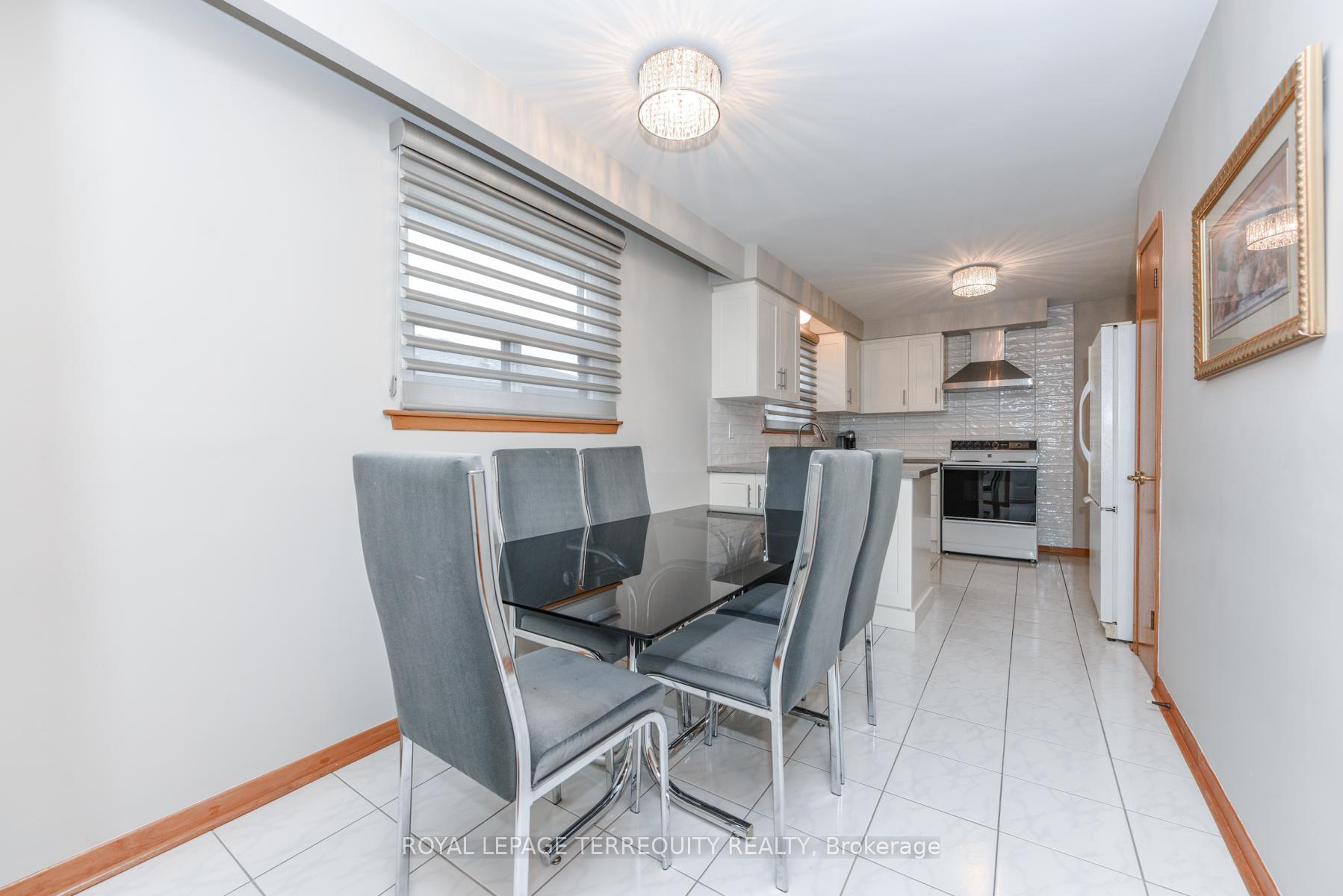 Photo 10 of 94 Melbert Road, Etobicoke, Eringate-Centennial-West Deane — HOMEH