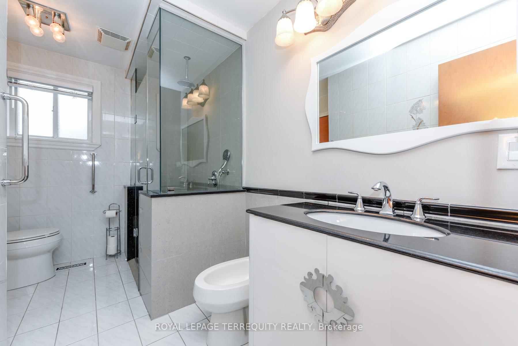 Photo 24 of 94 Melbert Road, Etobicoke, Eringate-Centennial-West Deane — HOMEH