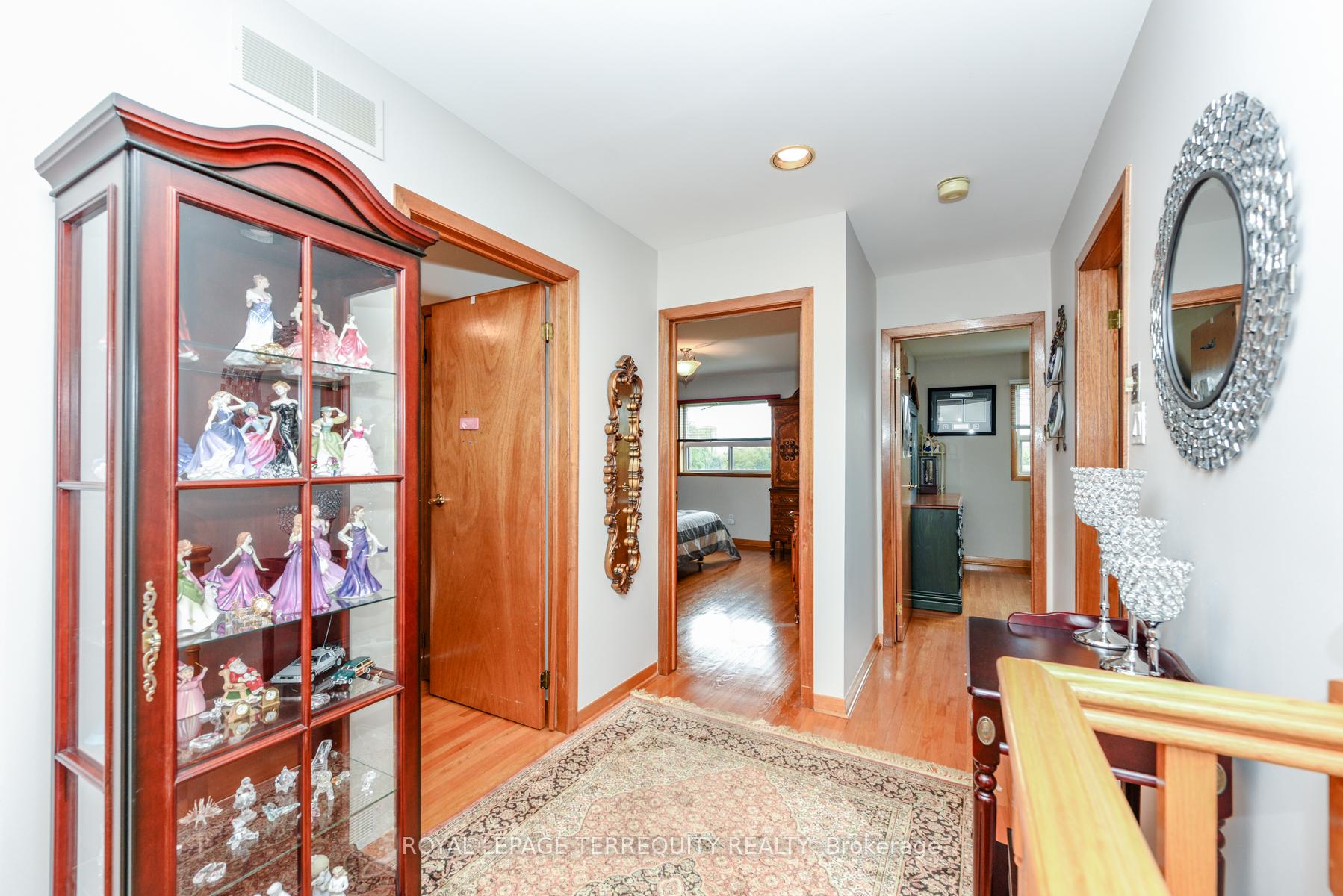 Photo 27 of 94 Melbert Road, Etobicoke, Eringate-Centennial-West Deane — HOMEH