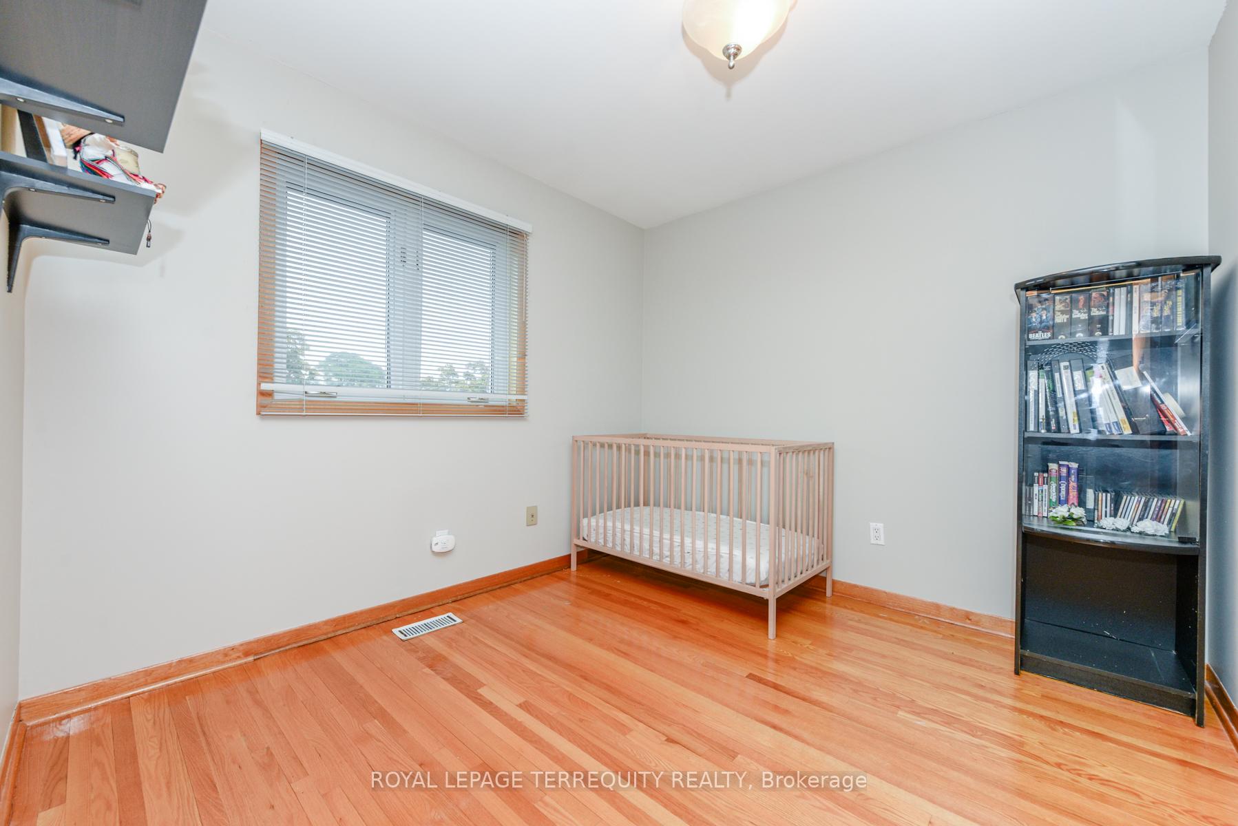 Photo 31 of 94 Melbert Road, Etobicoke, Eringate-Centennial-West Deane — HOMEH