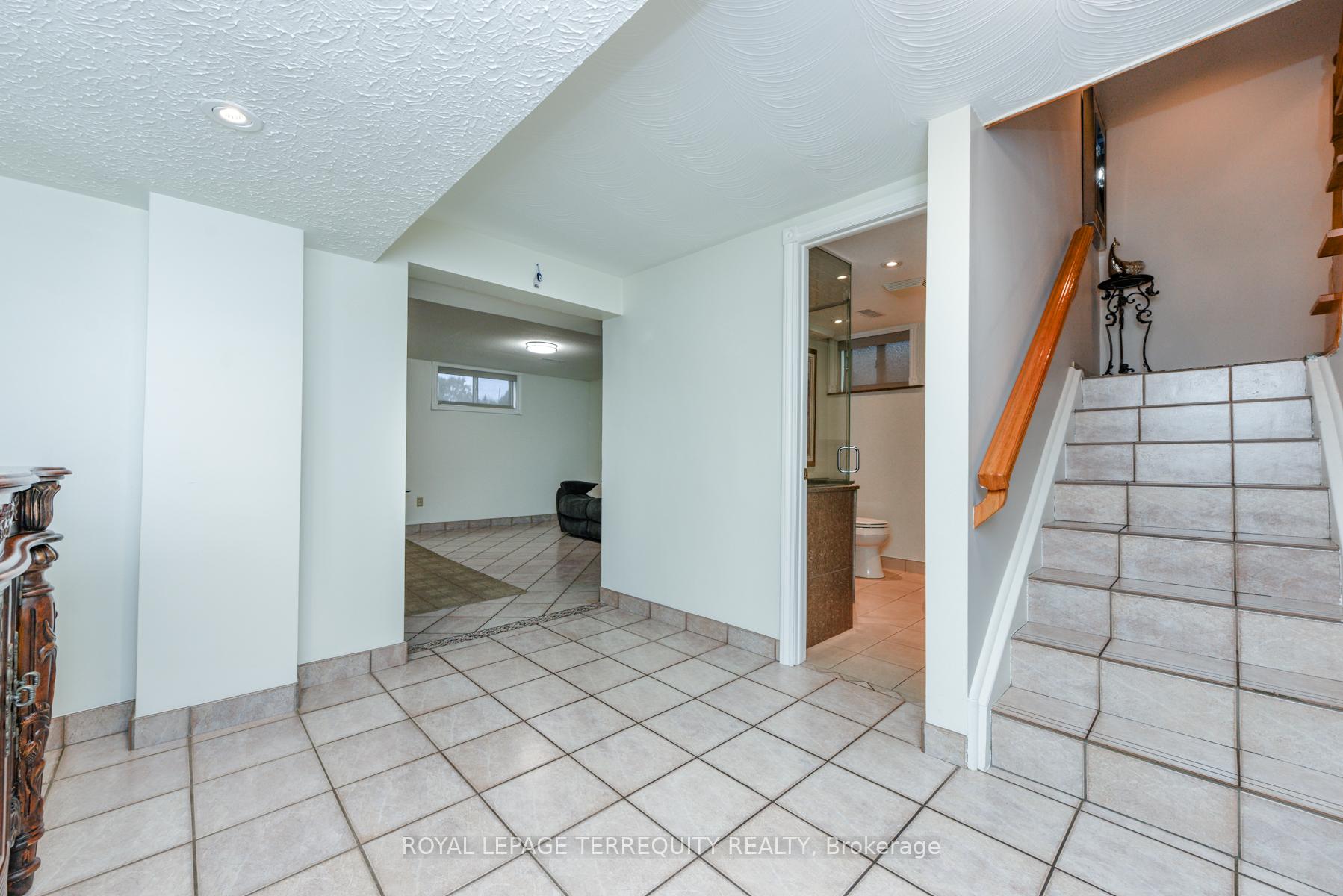 Photo 40 of 94 Melbert Road, Etobicoke, Eringate-Centennial-West Deane — HOMEH