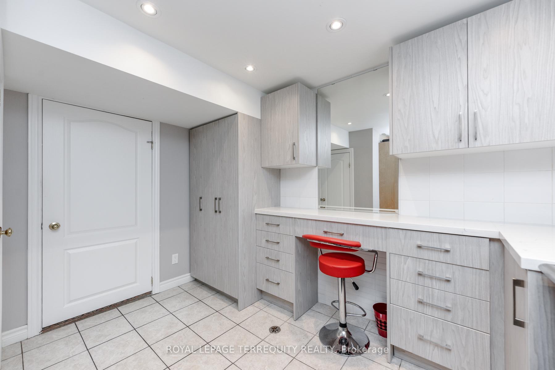 Photo 49 of 94 Melbert Road, Etobicoke, Eringate-Centennial-West Deane — HOMEH
