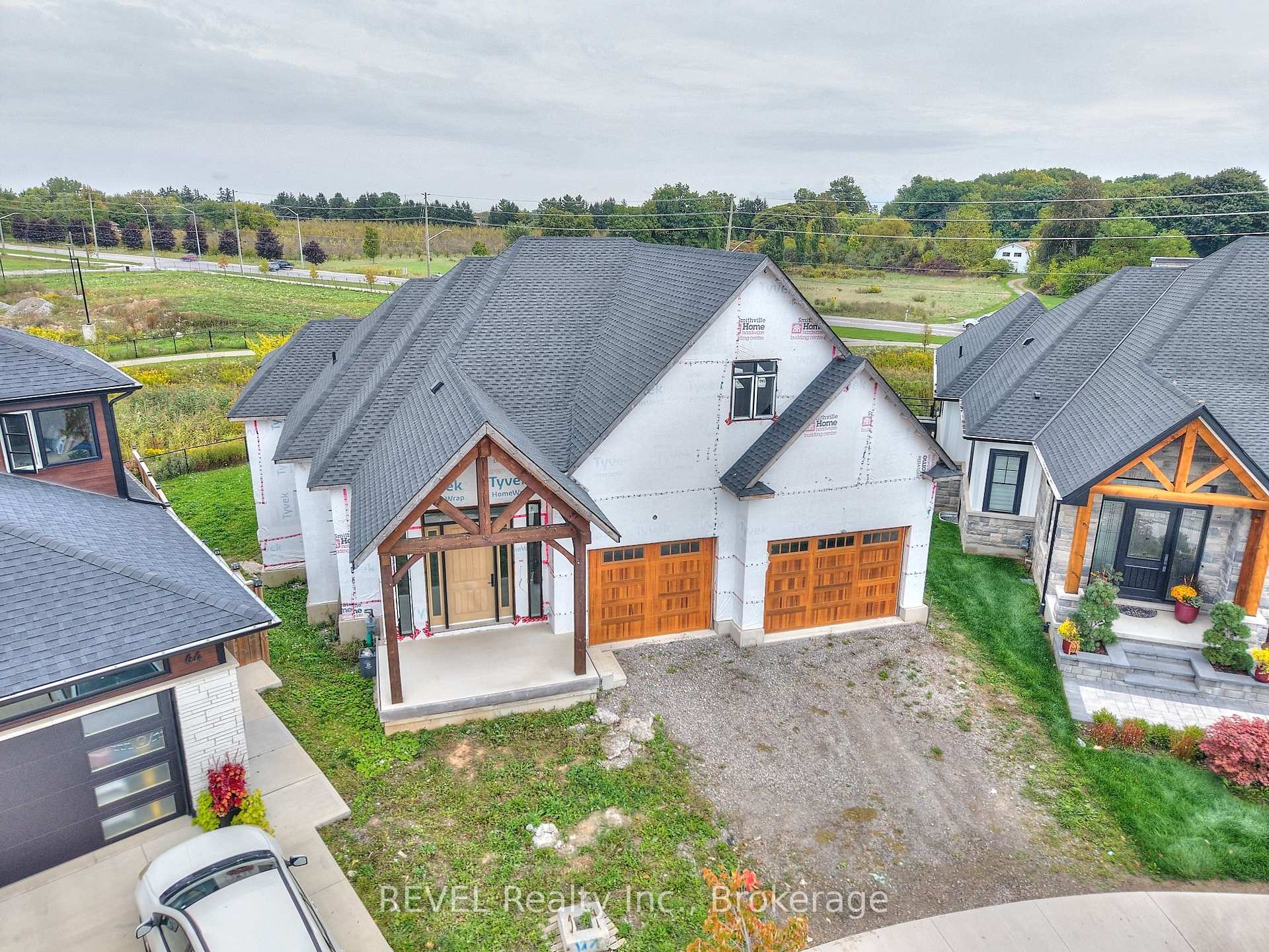 Photo 1 of 62 Bergenstein Crescent, Pelham, Fonthill — HOMEH