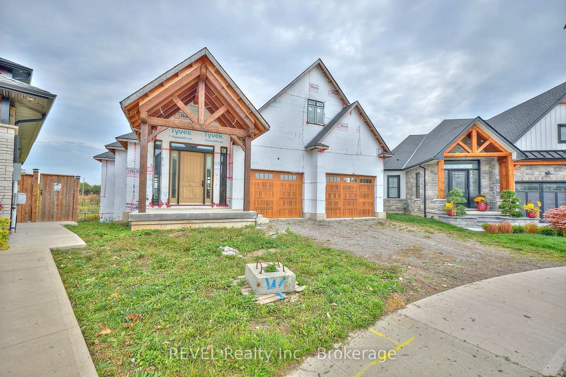 Photo 12 of 62 Bergenstein Crescent, Pelham, Fonthill — HOMEH
