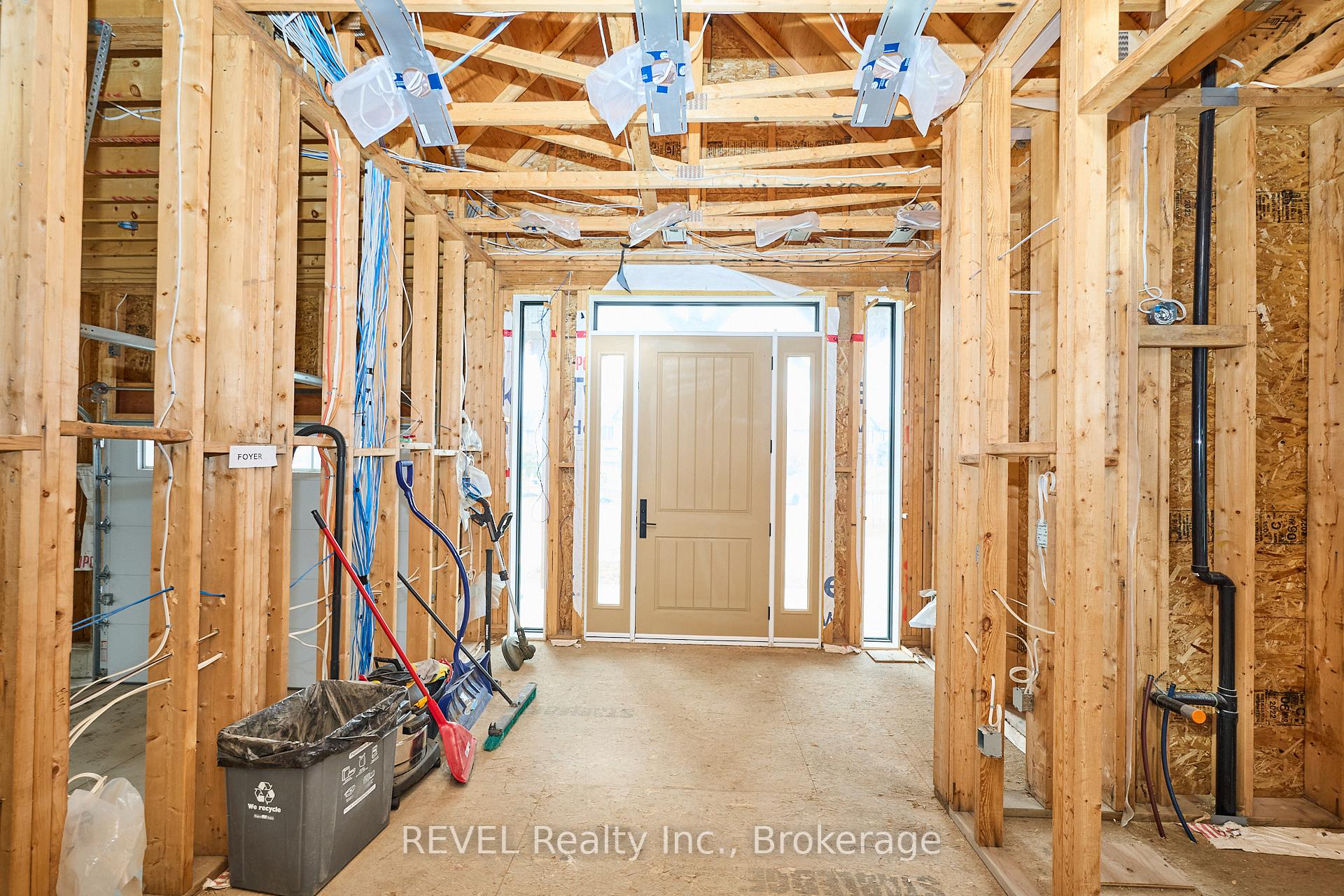 Photo 15 of 62 Bergenstein Crescent, Pelham, Fonthill — HOMEH