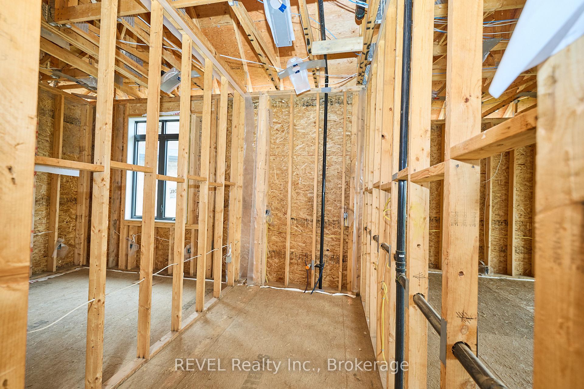 Photo 19 of 62 Bergenstein Crescent, Pelham, Fonthill — HOMEH