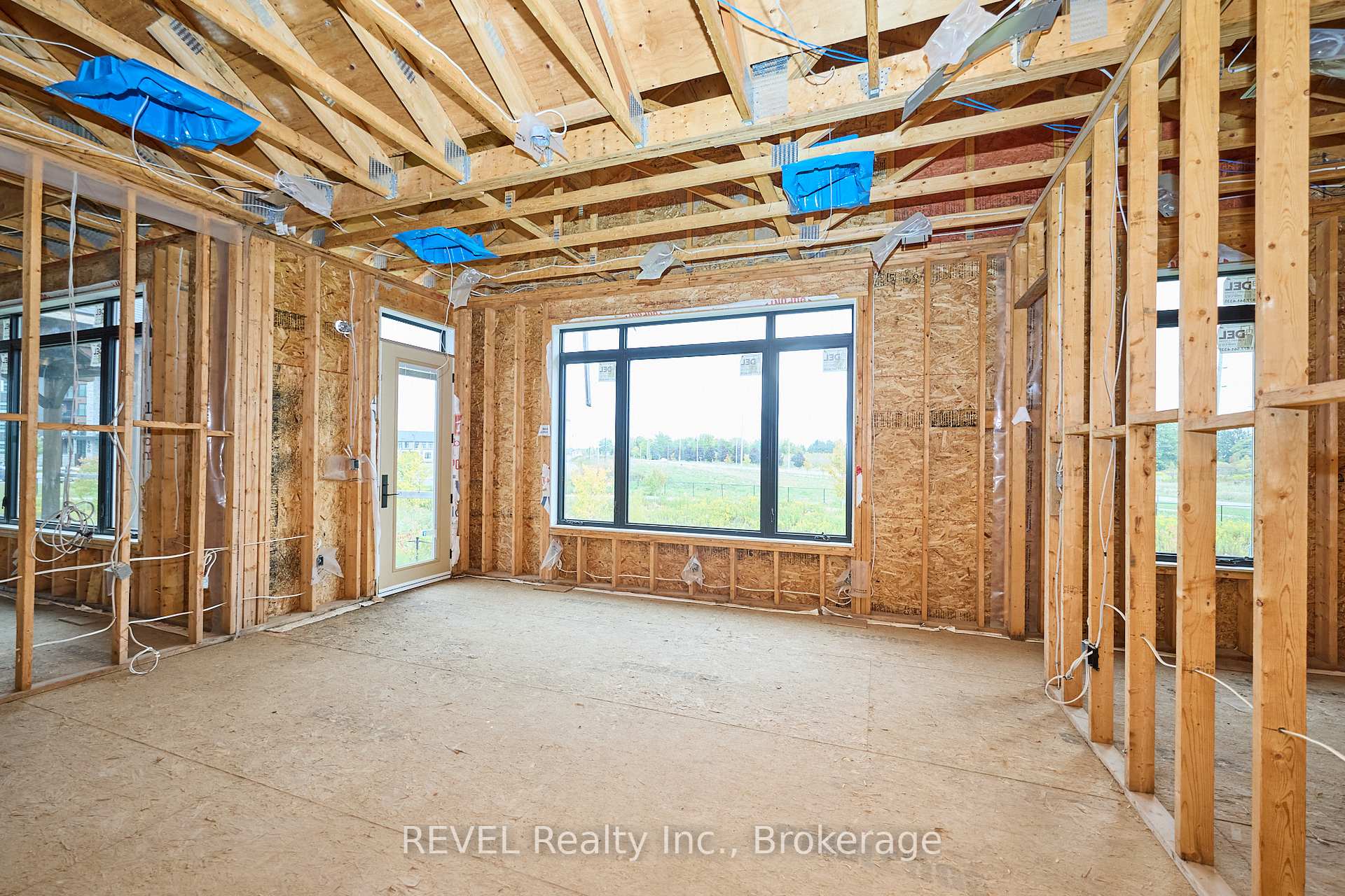 Photo 24 of 62 Bergenstein Crescent, Pelham, Fonthill — HOMEH