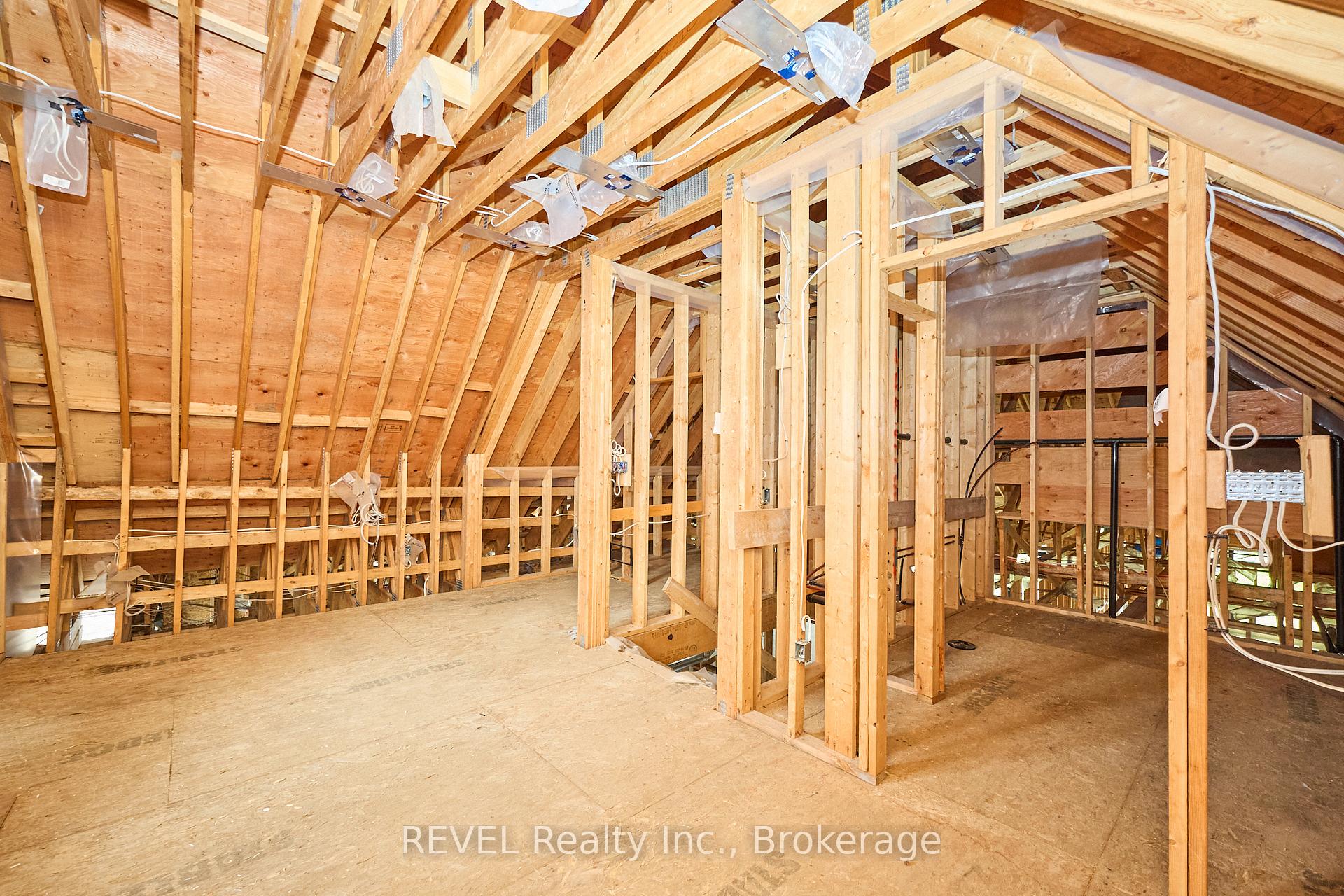 Photo 30 of 62 Bergenstein Crescent, Pelham, Fonthill — HOMEH